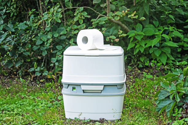 Best Portable restroom trailer rental  in Geneva, WA
